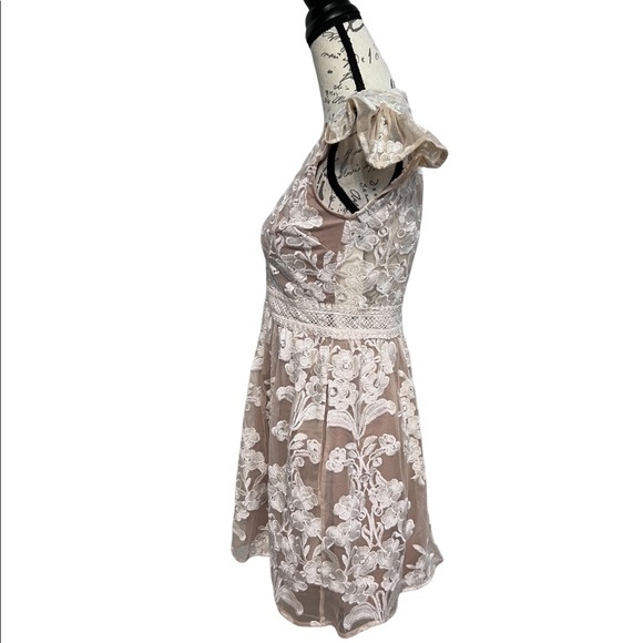New For Love and Lemons Temecula Fit & Flare Mini dress Ivory size Small - Picture 5 of 16